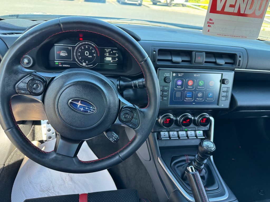 Subaru BRZ Sport-tech Manuelle Carplay Ultra Suede Mags 2023 à Sainte-Julie, Québec - 8 - w1024h768px
