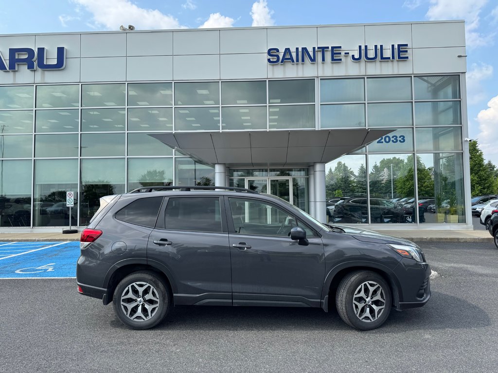 Subaru Forester Tourisme Toit pano Carplay Volant chauffant 2023 à Sainte-Julie, Québec - 2 - w1024h768px