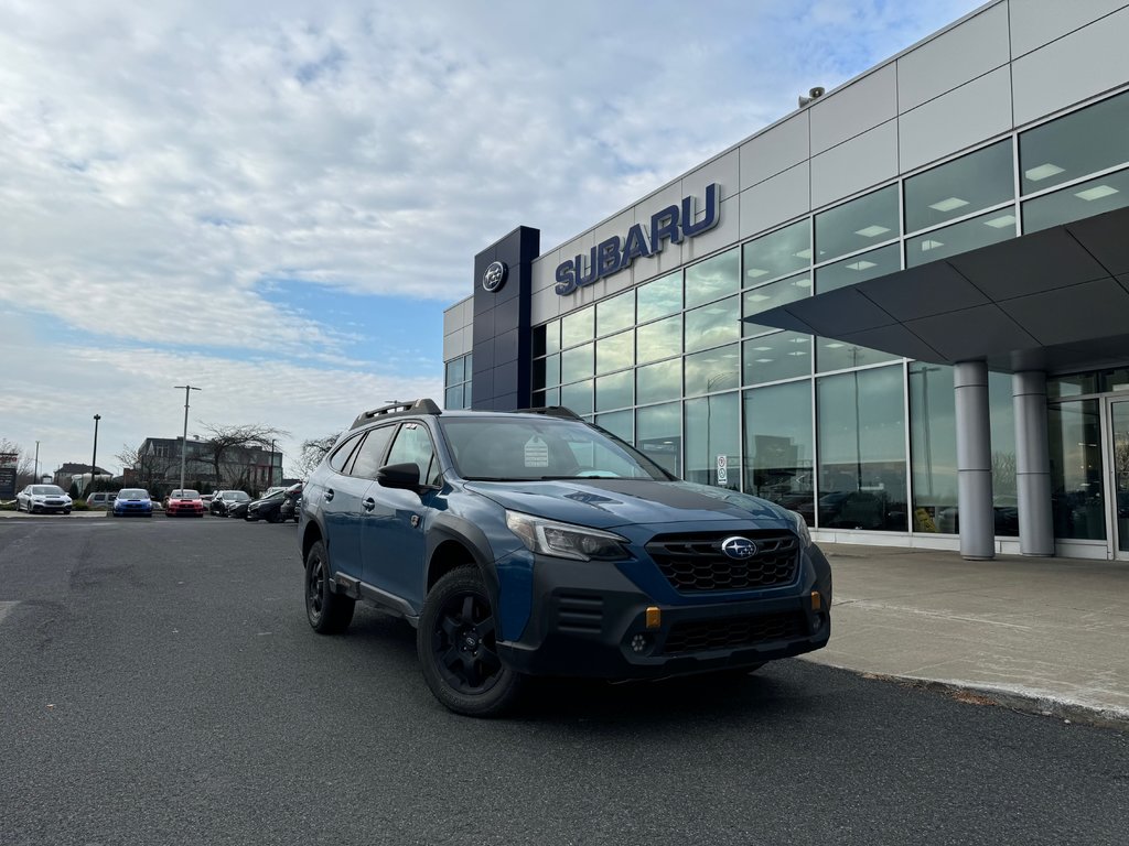 2022  Outback Wilderness 2.4L Turbo Toit Carplay CERTIFIÉ in Sainte-Julie, Quebec - 1 - w1024h768px