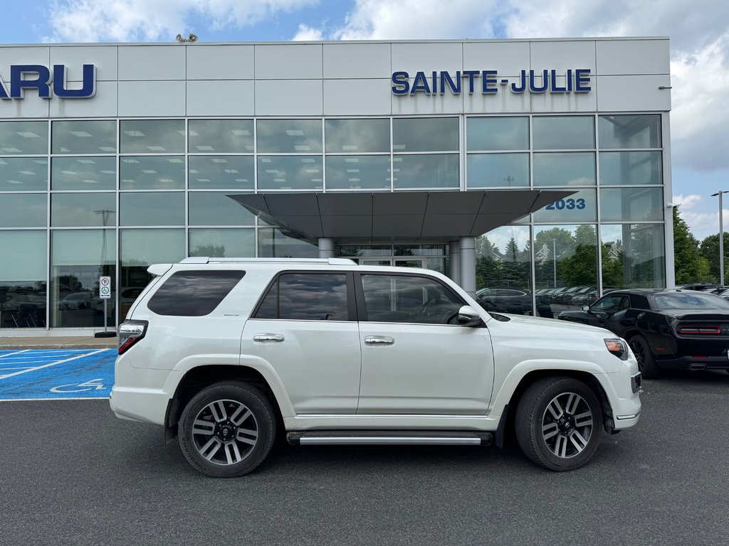 2020 Toyota 4Runner Limited 4WD Cuir Navi JBL Toit ouvrant in Sainte-Julie, Quebec - 2 - w1024h768px