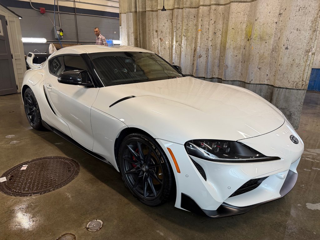 Toyota GR Supra 3.0L Turbo, Carplay, Controle audio au volant 2024 à Sainte-Julie, Québec - 3 - w1024h768px