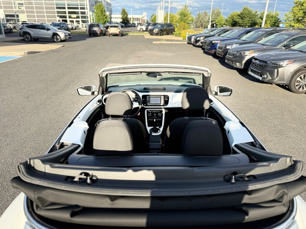 Volkswagen Beetle Convertible CLASSIC 2017 à Sainte-Julie, Québec - 5 - w1024h768px