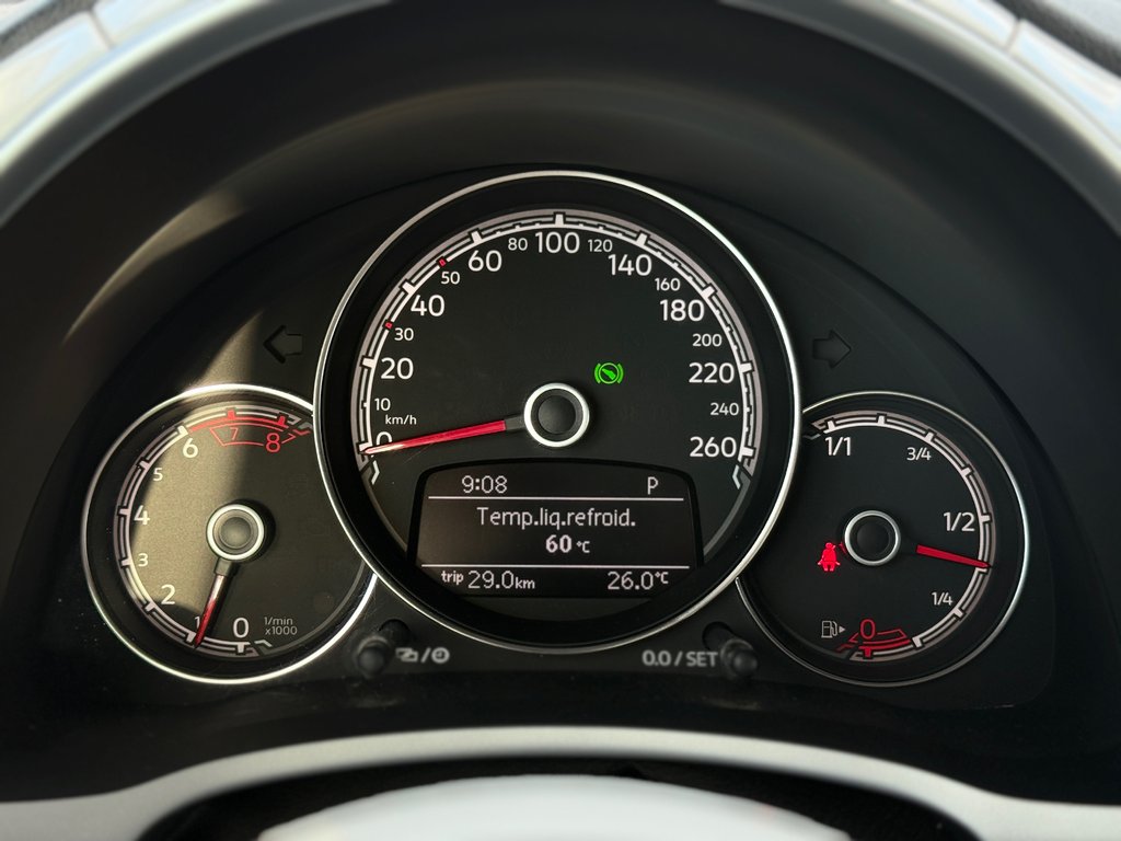 Volkswagen Beetle Convertible CLASSIC 2017 à Sainte-Julie, Québec - 16 - w1024h768px