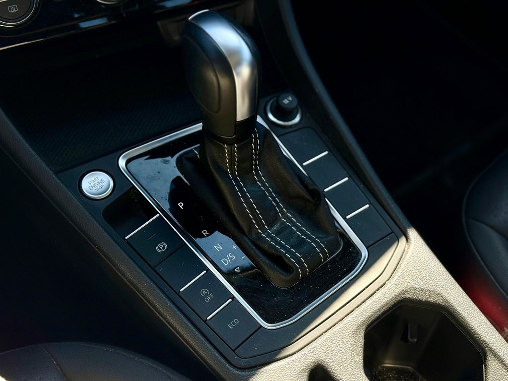 2021 Volkswagen Jetta Highline in Sainte-Julie, Quebec - 14 - w1024h768px