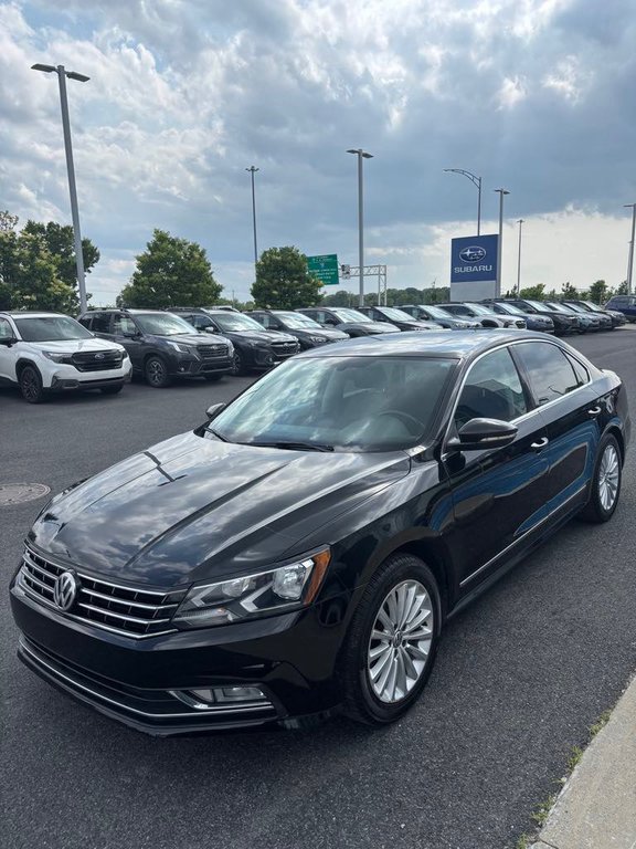 2016 Volkswagen Passat Comfortline Cuir Toit ouvrant Sièges chauffants in Sainte-Julie, Quebec - 6 - w1024h768px