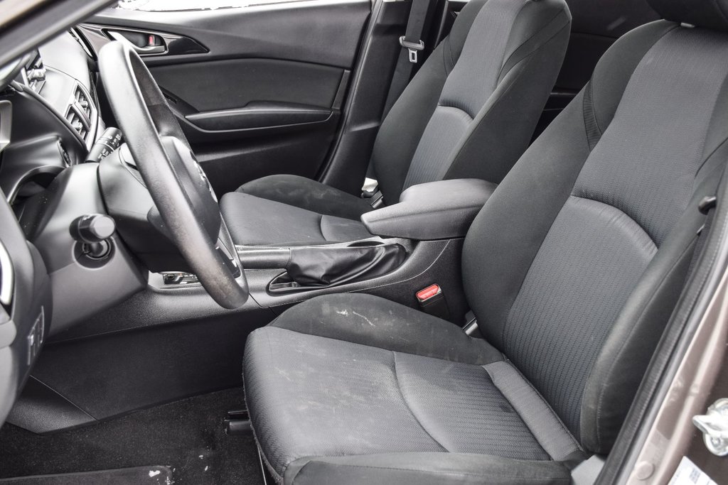 2015 Mazda 3 GX in Saint-Jean-Sur-Richelieu, Quebec - 11 - w1024h768px