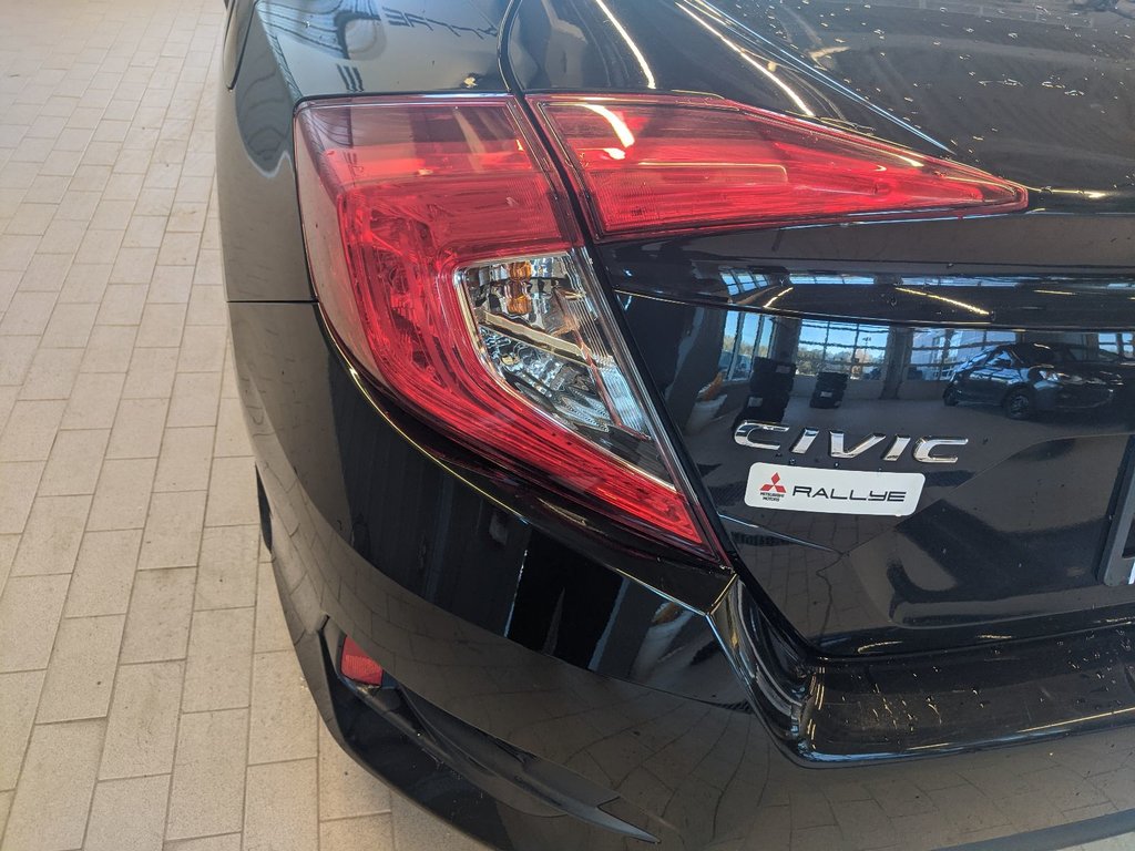 2018  Civic LX in Gatineau, Quebec - 20 - w1024h768px