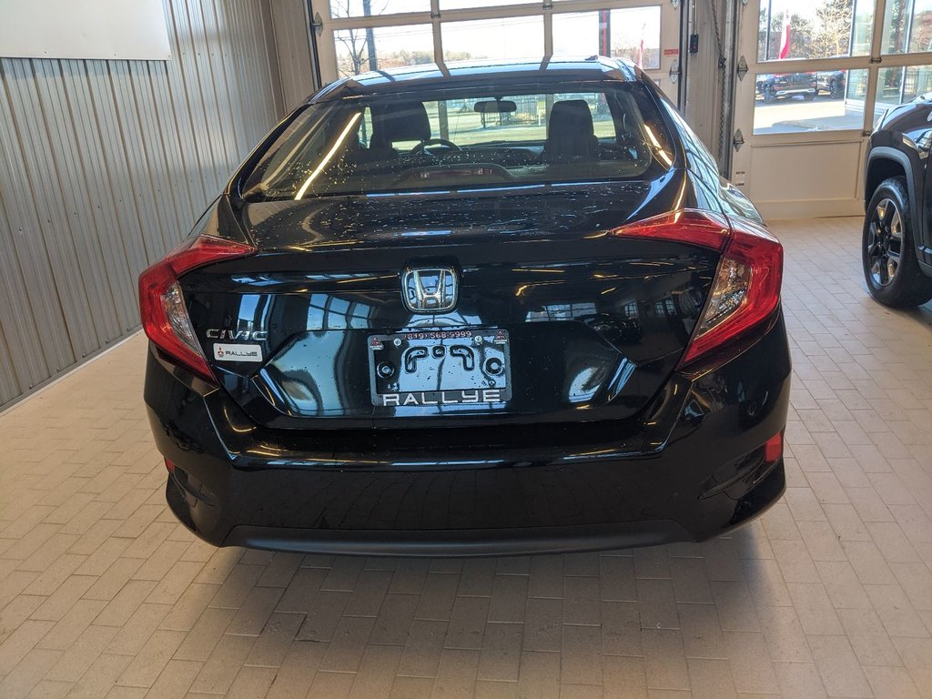2018  Civic LX in Gatineau, Quebec - 3 - w1024h768px