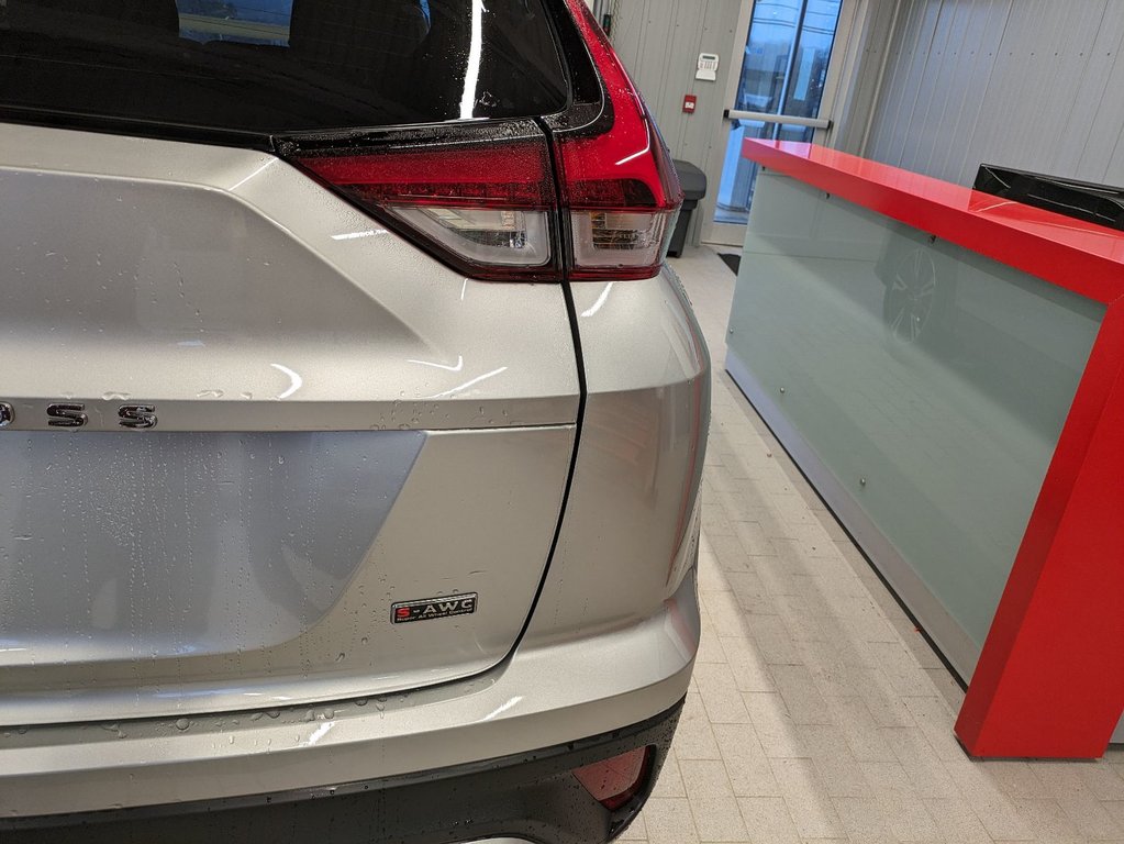 2024  ECLIPSE CROSS SEL in Gatineau, Quebec - 21 - w1024h768px