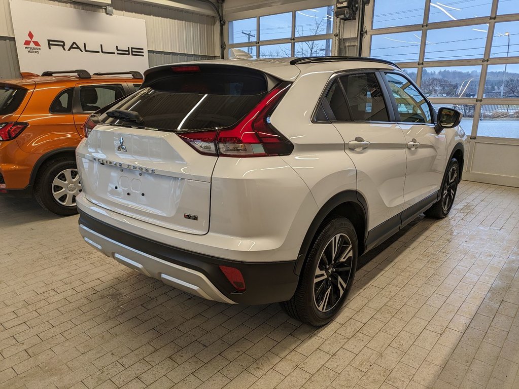 2024  ECLIPSE CROSS SEL in Gatineau, Quebec - 3 - w1024h768px