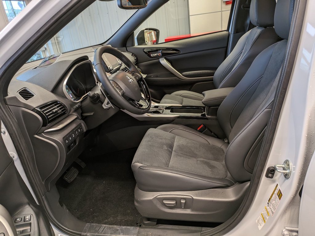 2024  ECLIPSE CROSS SEL in Gatineau, Quebec - 16 - w1024h768px