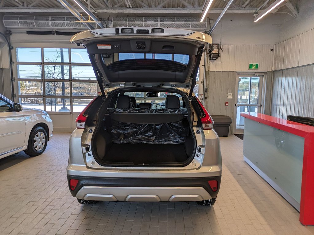 2024  ECLIPSE CROSS SEL in Gatineau, Quebec - 6 - w1024h768px