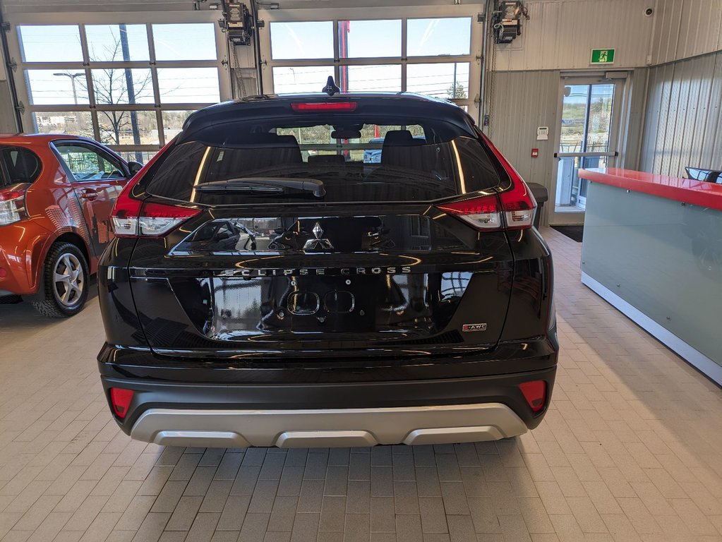 2024  ECLIPSE CROSS SE in Gatineau, Quebec - 4 - w1024h768px