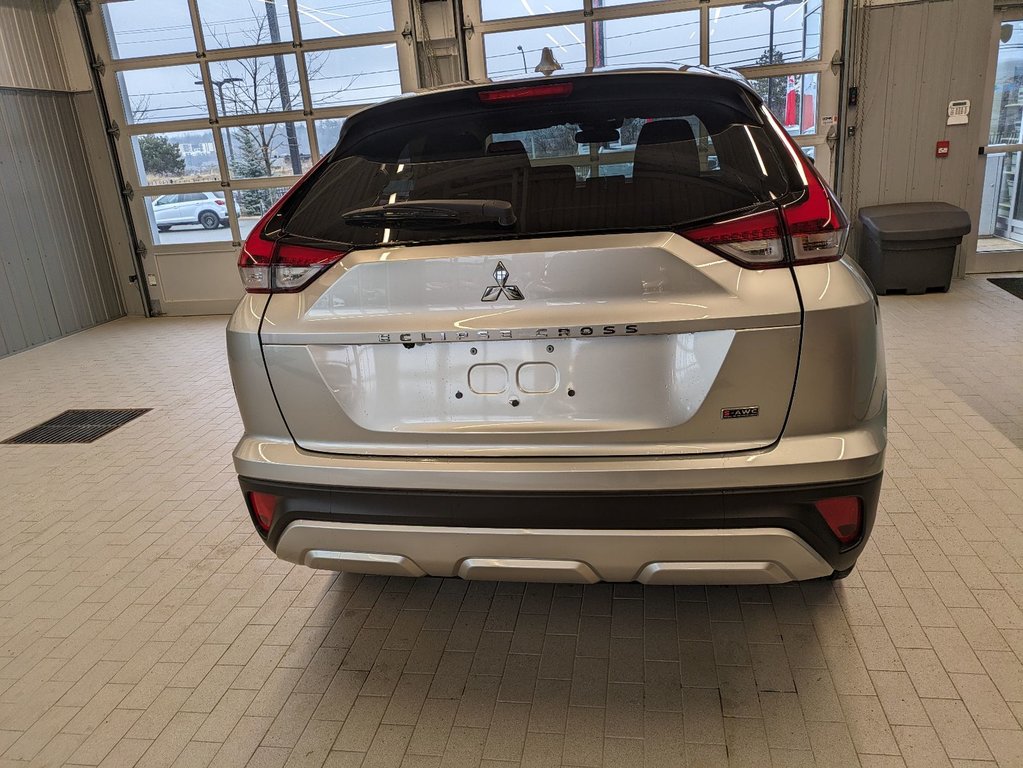 2024  ECLIPSE CROSS SE in Gatineau, Quebec - 3 - w1024h768px