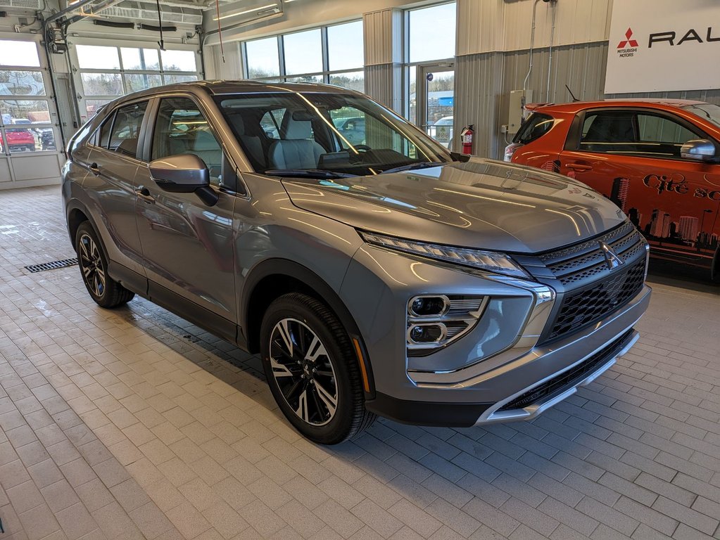 2024  ECLIPSE CROSS SE in Gatineau, Quebec - 2 - w1024h768px