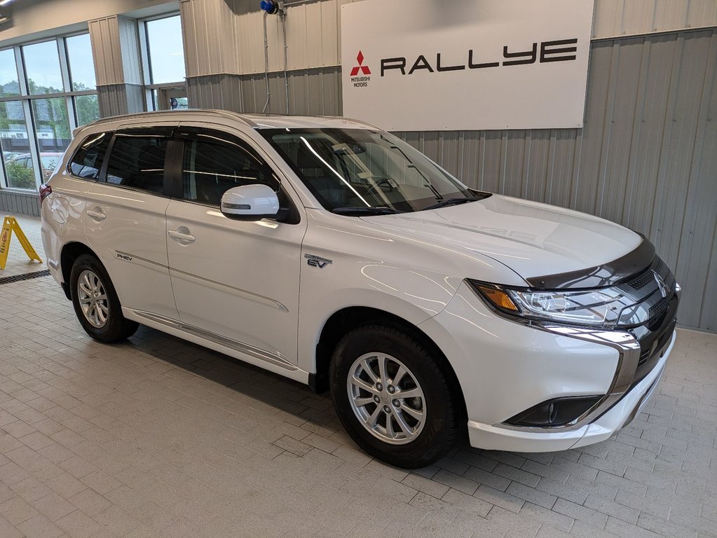 OUTLANDER PHEV LE AWD 2020 à Gatineau, Québec - 1 - w1024h768px