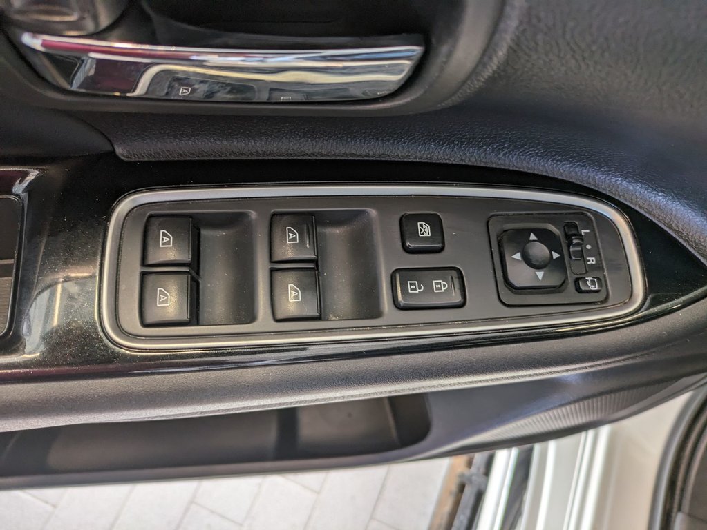 2020  OUTLANDER PHEV SEL AWD in Gatineau, Quebec - 6 - w1024h768px