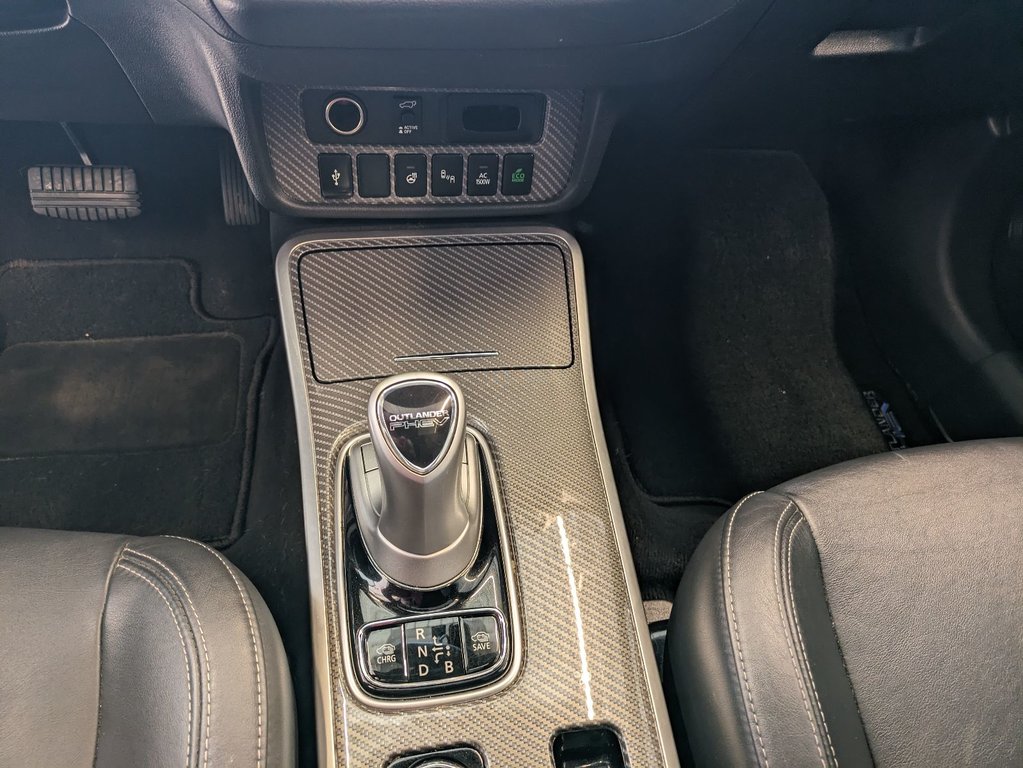 2020  OUTLANDER PHEV SEL AWD in Gatineau, Quebec - 9 - w1024h768px