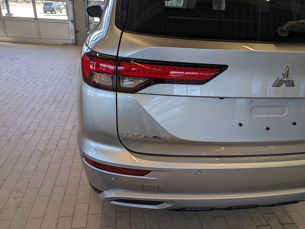 Outlander Plug-In Hybrid SEL 2024 à Gatineau, Québec - 19 - w1024h768px