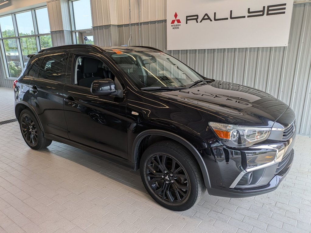 RVR SE BLACK EDITION AWD 2017 à Gatineau, Québec - 1 - w1024h768px