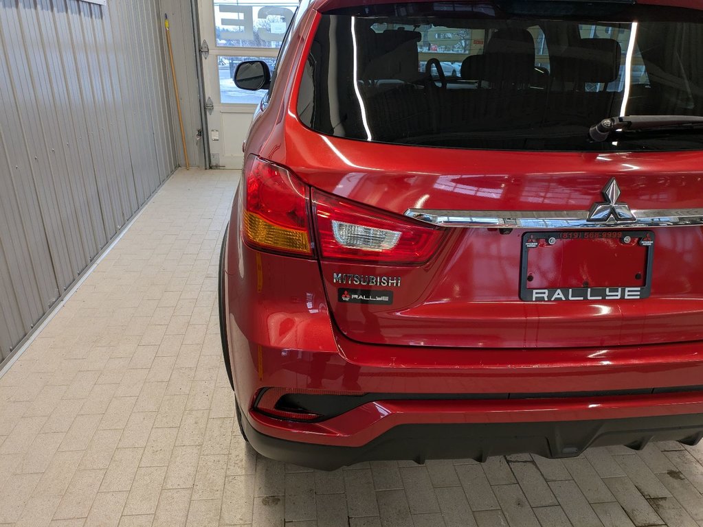 2018  RVR ES FWD in Gatineau, Quebec - 17 - w1024h768px