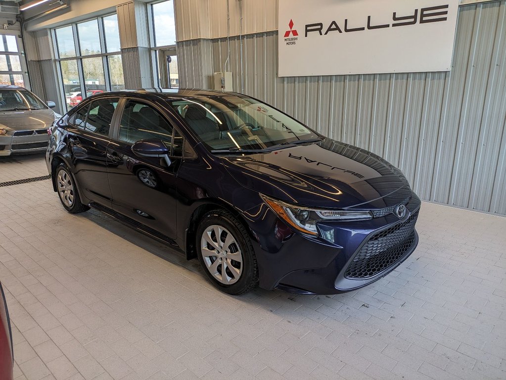 2020  Corolla LE in Gatineau, Quebec - 1 - w1024h768px