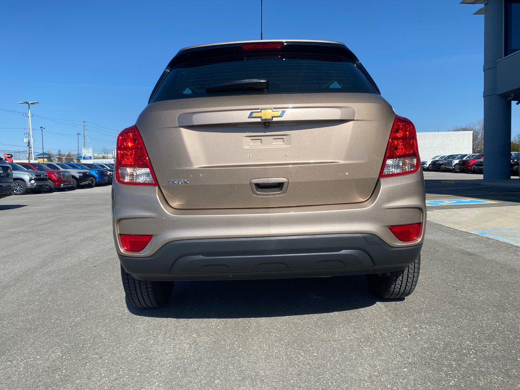 2018 Chevrolet Trax in London, Ontario - 3 - w1024h768px