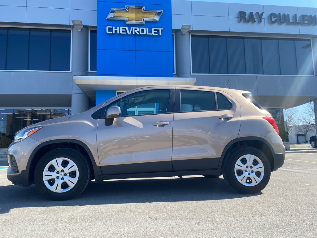 2018 Chevrolet Trax in London, Ontario - 2 - w1024h768px