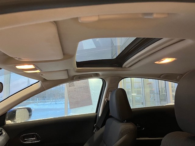 2018 Honda HR-V EX in Rivière-du-Loup, Quebec - 6 - w1024h768px