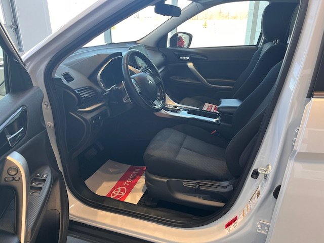 2024 Mitsubishi Eclipse Cross SE in Rivière-du-Loup, Quebec - 5 - w1024h768px
