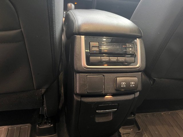 2022 Subaru Ascent Onyx in Rivière-du-Loup, Quebec - 9 - w1024h768px
