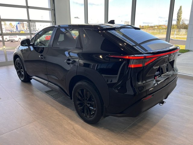 2024 Toyota bZ4X LE in Rivière-du-Loup, Quebec - 4 - w1024h768px