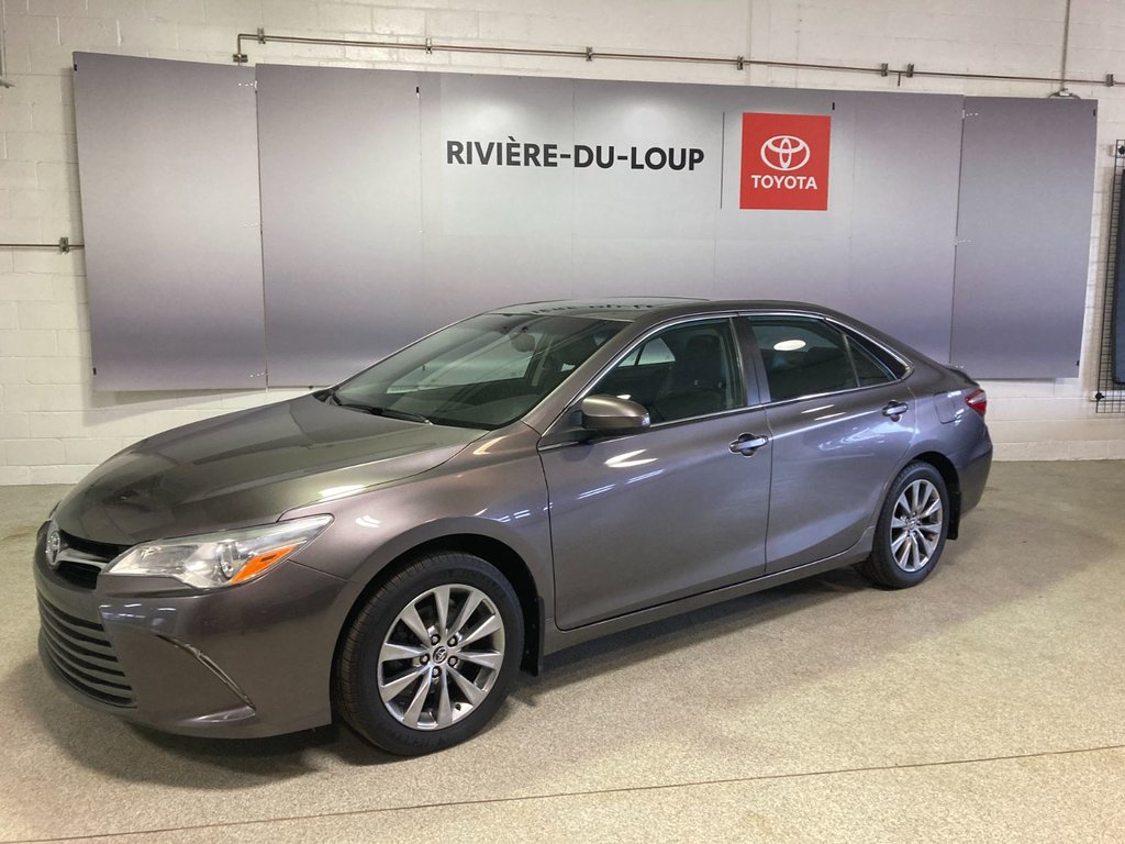 Camry XLE 2015 à Rivière-du-Loup, Québec - 2 - w1024h768px