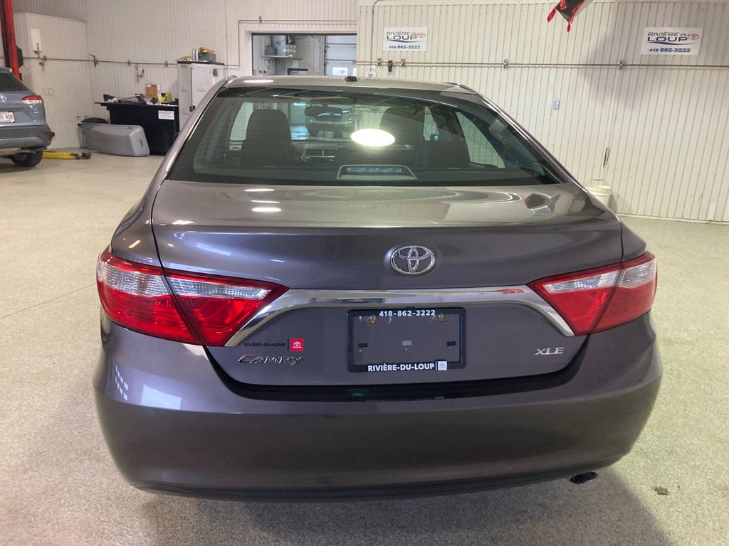 Camry XLE 2015 à Rivière-du-Loup, Québec - 3 - w1024h768px