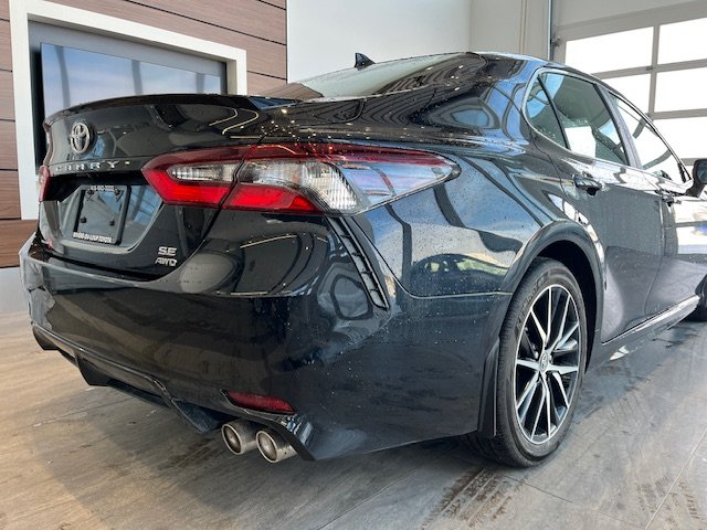 Toyota Camry SE 2023 à Rivière-du-Loup, Québec - 3 - w1024h768px