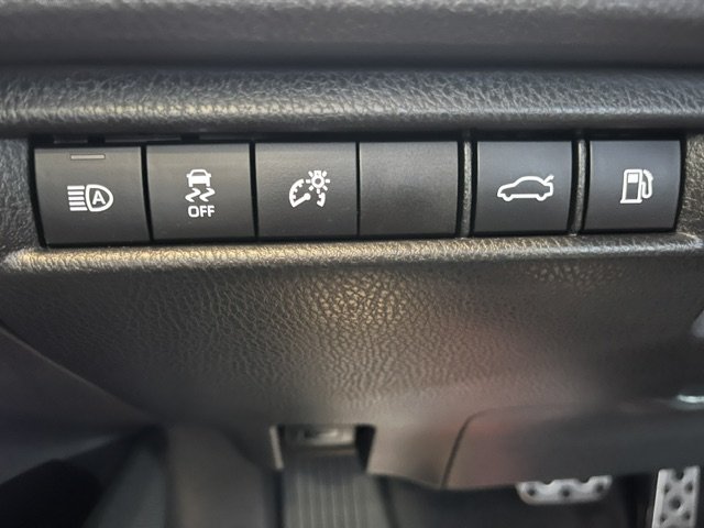 2025 Toyota Camry SE AMELIORE in Rivière-du-Loup, Quebec - 11 - w1024h768px