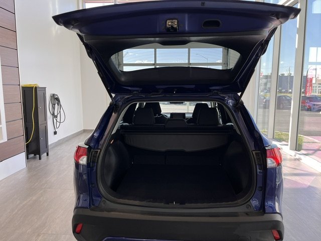 2022 Toyota Corolla Cross LE AWD in Rivière-du-Loup, Quebec - 7 - w1024h768px