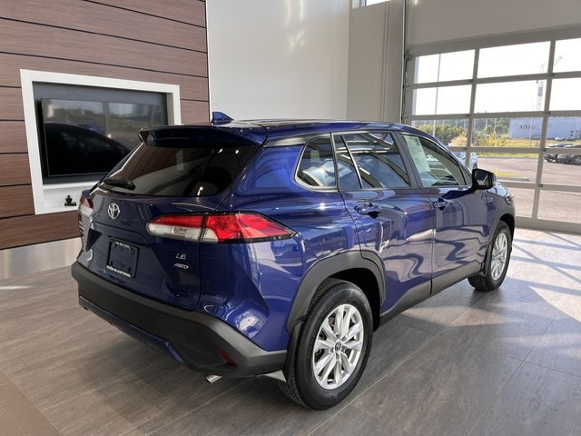 2022 Toyota Corolla Cross LE AWD in Rivière-du-Loup, Quebec - 3 - w1024h768px
