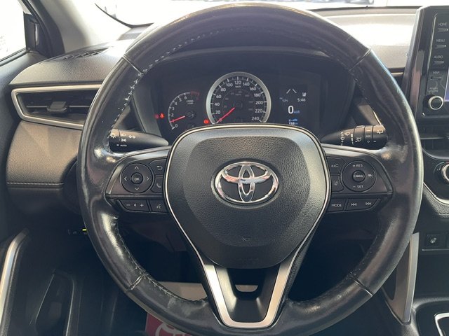 2022 Toyota Corolla Cross LE AWD in Rivière-du-Loup, Quebec - 9 - w1024h768px