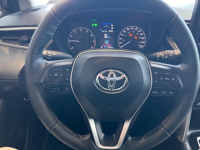 2023 Toyota Corolla Cross LE in Rivière-du-Loup, Quebec - 10 - w1024h768px