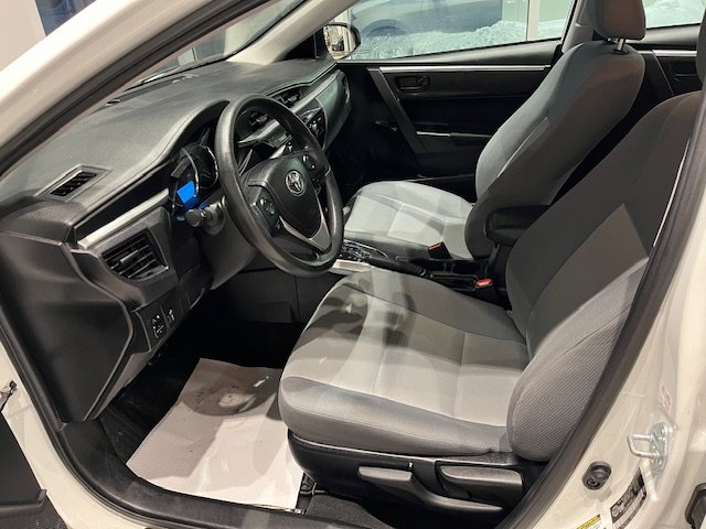 Toyota Corolla CE 2015 à Rivière-du-Loup, Québec - 5 - w1024h768px