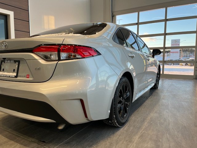 Toyota Corolla LE AMELIORÉ 2021 à Rivière-du-Loup, Québec - 3 - w1024h768px