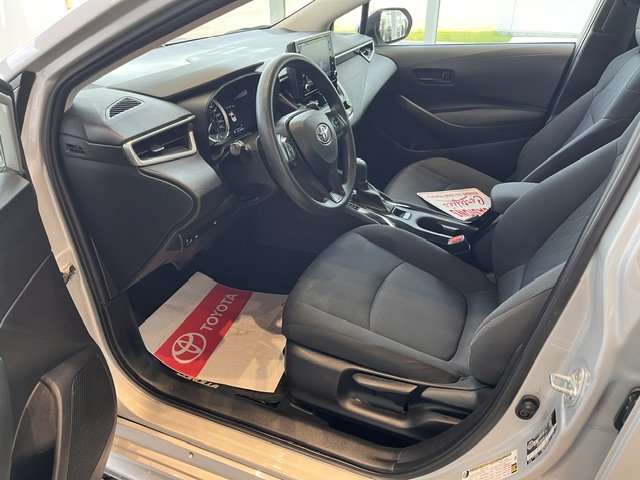 2022 Toyota Corolla LE in Rivière-du-Loup, Quebec - 5 - w1024h768px
