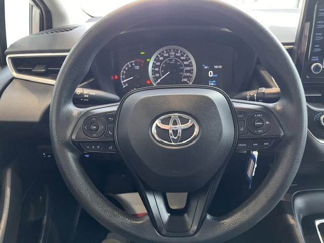 2022 Toyota Corolla LE in Rivière-du-Loup, Quebec - 9 - w1024h768px