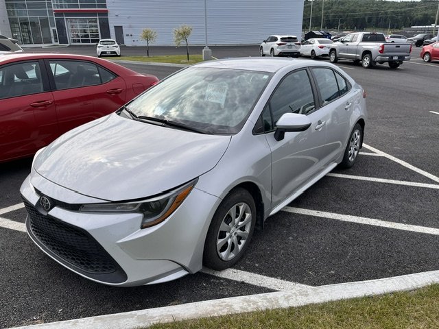 Toyota Corolla LE 2022 à Rivière-du-Loup, Québec - 2 - w1024h768px