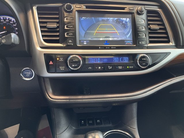 2018 Toyota Highlander Hybrid Limited in Rivière-du-Loup, Quebec - 14 - w1024h768px