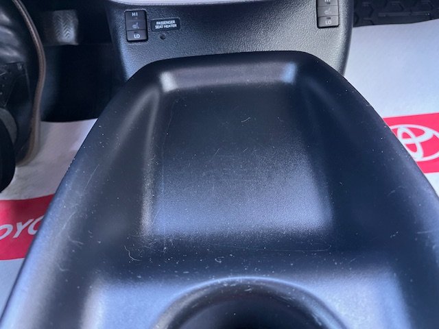 Toyota Prius  2017 à Rivière-du-Loup, Québec - 12 - w1024h768px