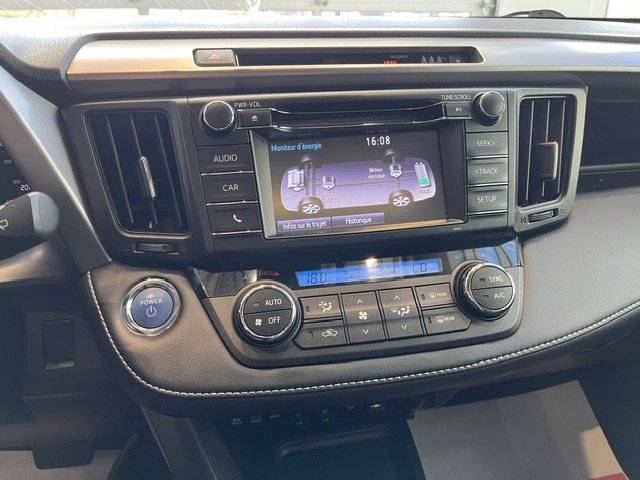 2018 Toyota RAV4 Hybrid LE+ in Rivière-du-Loup, Quebec - 13 - w1024h768px