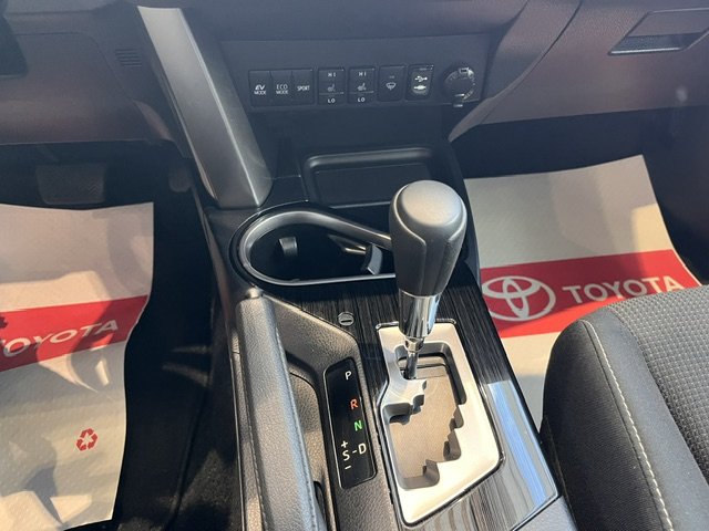 2018 Toyota RAV4 Hybrid LE+ in Rivière-du-Loup, Quebec - 14 - w1024h768px