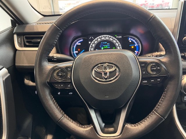 Toyota RAV4 Hybrid XLE 2024 à Rivière-du-Loup, Québec - 11 - w1024h768px